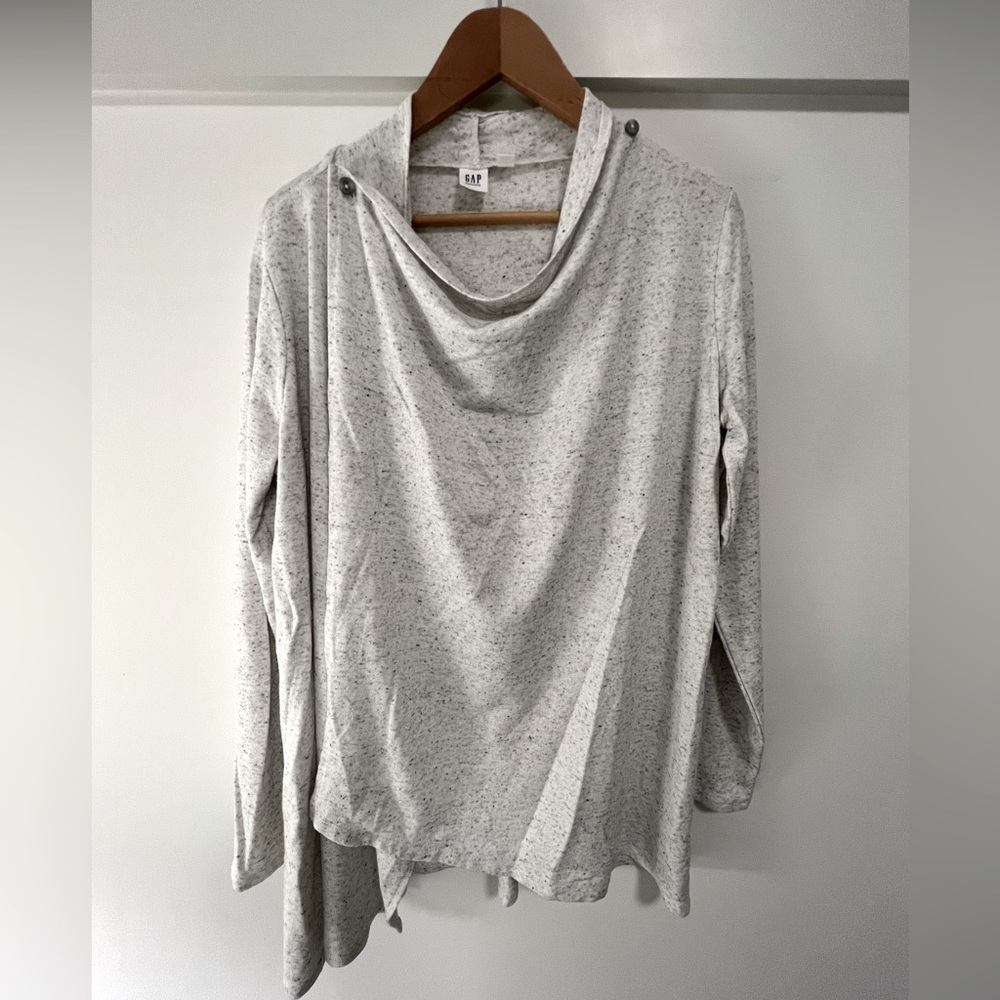 Gap maternity and nursing sweater